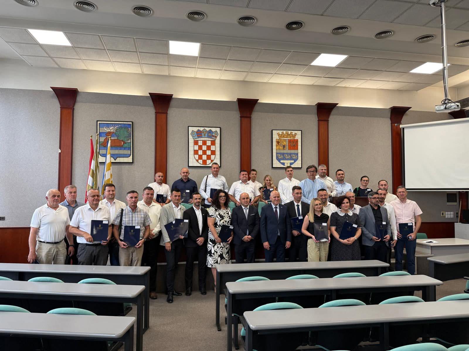 ODOBRENA TRI PROJEKTA OPĆINI TOMPOJEVCI